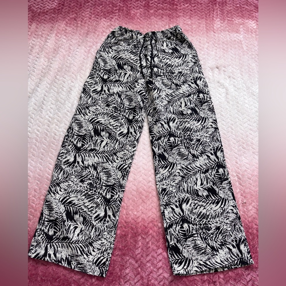 PrettyLittleThing Printed Jacquard Drawstring Waist Wide Leg Joggers